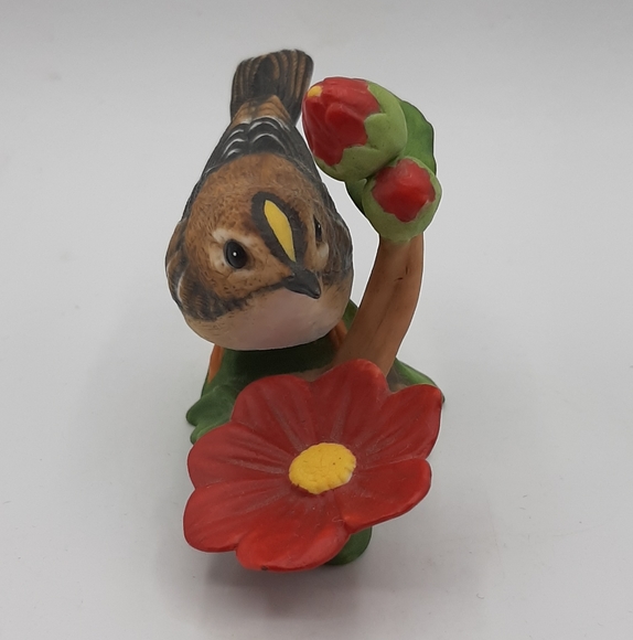 Birds & Blossoms of the World Franklin Mint Goldcrest Bird Figure Fine Porcelain - Picture 2 of 7